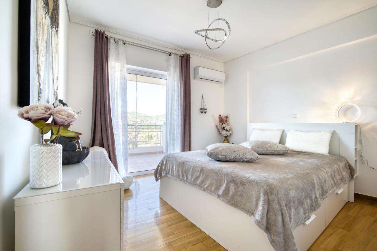 Sea & Mountain Apartment Close To Port And City Lávrion Exterior foto