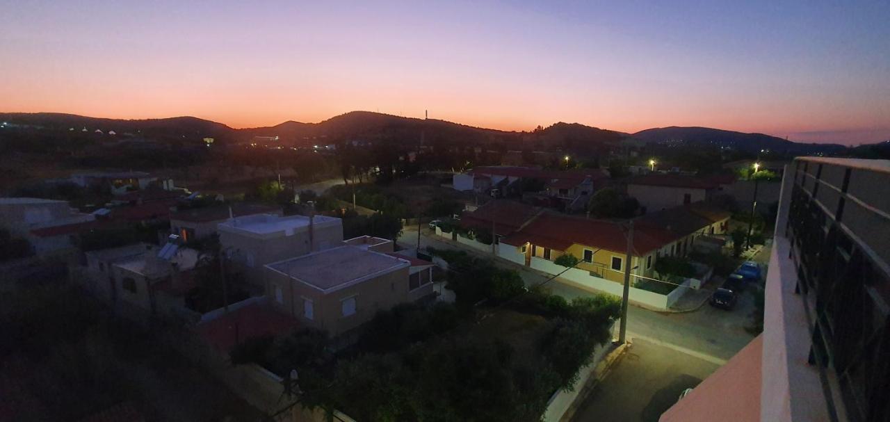 Sea & Mountain Apartment Close To Port And City Lávrion Exterior foto